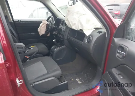 2016 Jeep Patriot Latitude z USA, uszkodzony, nr VIN 1C4NJRFB0GD674460